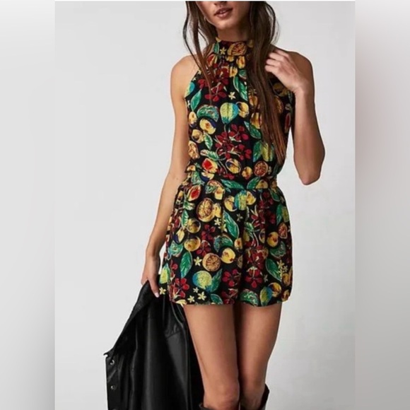 Free People Pants - 🍊 Free People Coral Tides Romper – NWT Size Small Open Back Halter 🍊